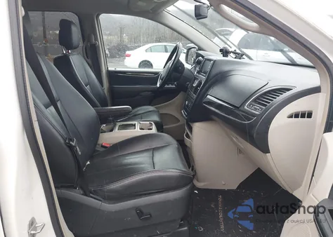 2012 Chrysler Town & Country Touring from USA, damaged, VIN 2C4RC1BG3CR229216